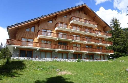 Meribel Apartamento | Appartement 2 pièces + cabine pour 6 pers, Méribel Altiport, pied des pistes et golf, parking inclus - FR-1-411-9