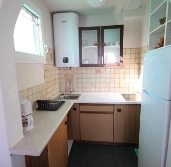 Portiragnes-Plage Apartamento | Appartement 2 pièces, au 1er étage pour 2 à 4 couchages, proche commerces et 200m plage de PORTIRAGNES PLAGE LXRH9