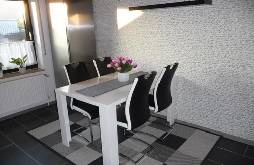 Bodenwerder Apartamento | Appartement 2 Schlafzimmer, Terrasse, Hund, Kamin