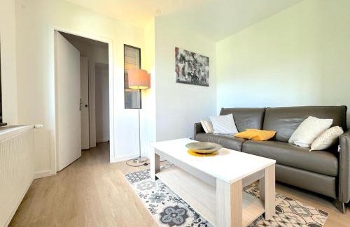 Cran-Gevrier Apartamento | Appartement 3 chambres vue sur Annecy dans maison avec climatisation