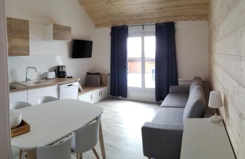 Les Carroz-d'Araches Apartamento | Appartement 3P/6 pers. au cœur de la station, balcon exposé Sud, à 450m des pistes et commerces - FR-1-572-7