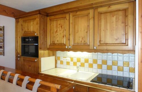 Meribel Village Apartamento | Appartement 3 pièces à Méribel avec piscine couverte et WiFi - FR-1-411-406