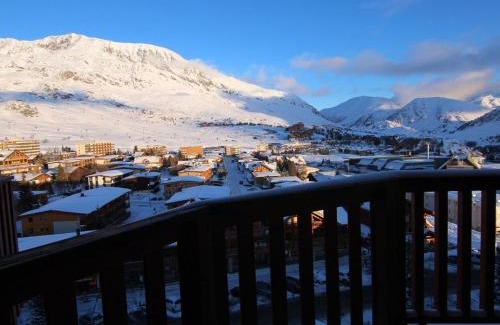 Jeux Apartamento | Appartement 3 pièces, 6 pers, 45m² - Couv.piscines, prox.pistes et écoles ski, parking, balcon, WiFi - FR-1-405-161