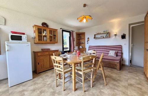 Flumet Apartamento | Appartement 3 pièces avec balcon à Flumet, proche centre, navette ski gratuite, parking privé, 6 pers - FR-1-595-66