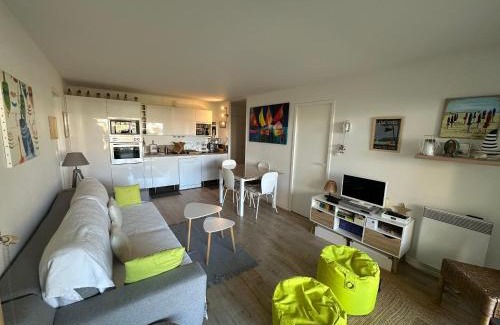 Cabourg Apartamento | Appartement 3 pièces avec jardinet, 6 personnes, internet, proche Grand Hôtel de Cabourg - FR-1-487-308