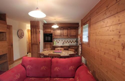 Les Carroz-d'Araches Apartamento | Appartement 3 pièces cabine, 6 pers, face au spa et au ski bus, proche pistes et commodités - FR-1-572-45