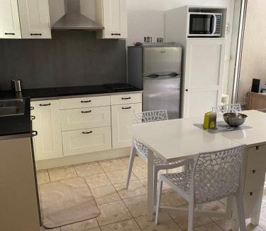 La Petite Motte Apartamento | Appartement 4 personnes avec terrasse et piscine proche plage et commerces