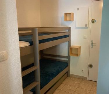 La Petite Motte Apartamento | Appartement 4 personnes avec terrasse et piscine proche plage et commerces