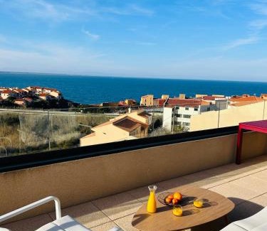 Port-Vendres Apartamento | Appartement 4 personnes tout confort avec vue panoramique sur MER