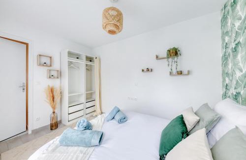 La Courneuve Apartamento | Appartement - 4 personnes - Parking Privé - Métro 7 - Rer B