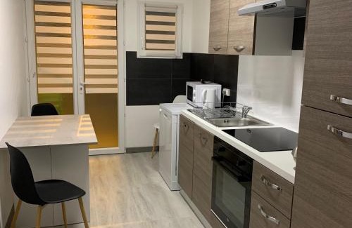 Pontlieue - Rocade Apartamento | Appartement 4 PERSONNES EMPLACEMENT IDEAL PROCHE DES 24H ET GARE