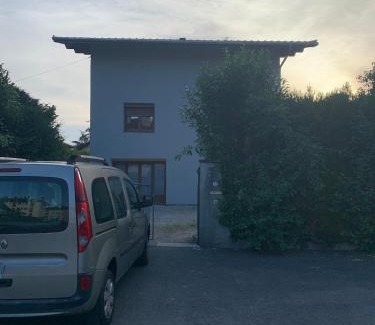 Bonneville Apartamento | Appartement 4 pièces dans une maison au calme