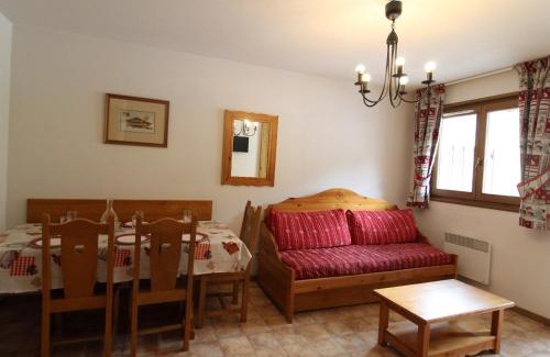 Val Cenis Apartamento | Appartement 6 personnes, Val-Cenis, au pied des pistes avec parking et WiFi - FR-1-508-113