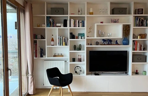 Villeneuve-la-Garenne Apartamento | Appartement au Cœur du Village Olympique vue sur la Seine Avec Parking