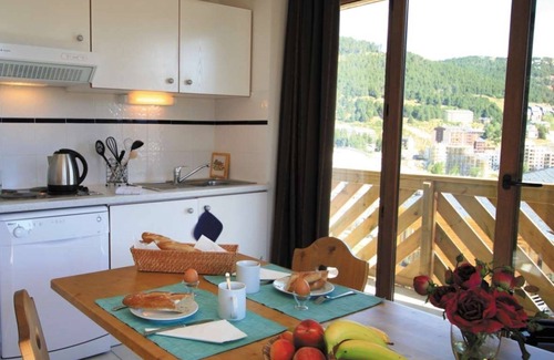 Les Angles Condominio | Appartement Abordable Pour 8 | Accès Piscine