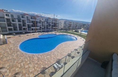 Cabo Negro Apartamento | Appartement agréable et lumineux vue sur piscine WIFI