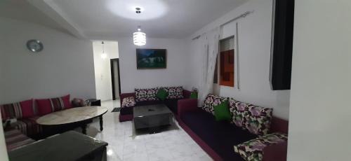 Al Hoceima Apartamento | APPARTEMENT AL HOCEIMA prés de PLAGE CALABONITA