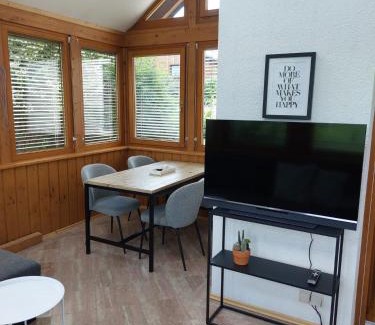 Perwang am Grabensee Apartamento | Appartement Wintergarten in Seenähe