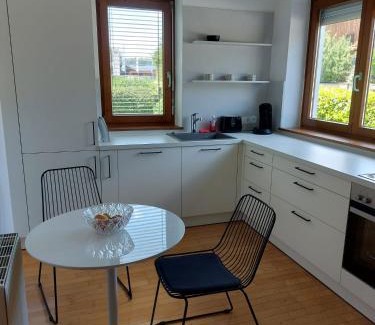 Perwang am Grabensee Apartamento | Appartement Wintergarten in Seenähe