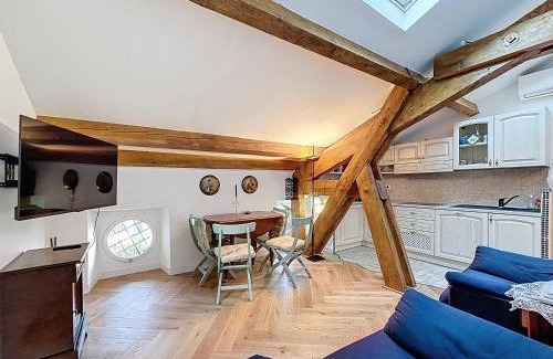 Gambetta Apartamento | Appartement Atypique cœur de ville -AC-