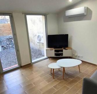 Greoux-les-Bains Apartamento | Appartement au cœur du village, climatisé avec extérieur