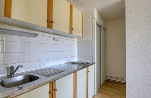 Miremont Condominio | Appartement au Calme! Balcon avec Vue + Piscine
