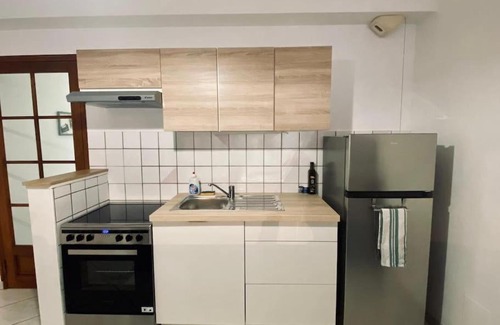 Langres Apartamento | Appartement au centre-ville avec cour