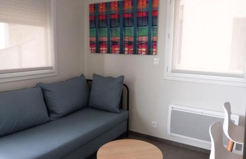 La Tranche-sur-Mer Apartamento | Appartement avec balcon, 1 chambre, piscine, jacuzzi, parking privé, accès direct plage et commerces - FR-1-194-221