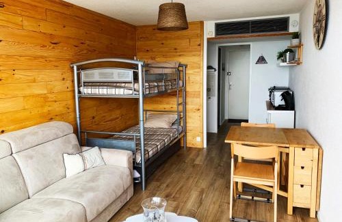 Le Corbier Apartamento | Appartement avec balcon au pied des pistes de ski