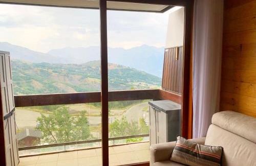 Le Corbier Apartamento | Appartement avec balcon au pied des pistes de ski