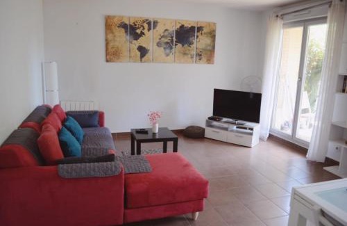 Mantes-la-Jolie Apartamento | Appartement avec Jardin et Terrasse près de Paris