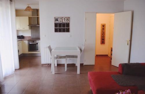 Mantes-la-Jolie Apartamento | Appartement avec Jardin et Terrasse près de Paris