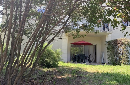 Azille Apartamento | Appartement Avec Piscine au Bord du Canal du Midi et à 5mn du lac de Jouarres