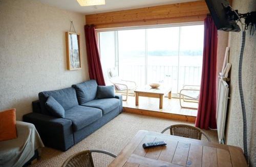 Tregastel Apartamento | Appartement avec SUPERBE VUE MER et terrasse, à 100m plages à TREGASTEL - Ref 97