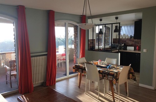 Mons - Plaine basse Apartamento | Appartement avec terrasse pour 4 personnes