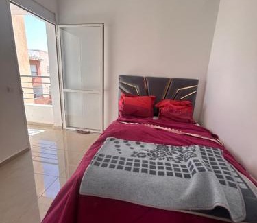 Hjar Ennhal Apartamento | Appartement avec vue sur mer et piscine