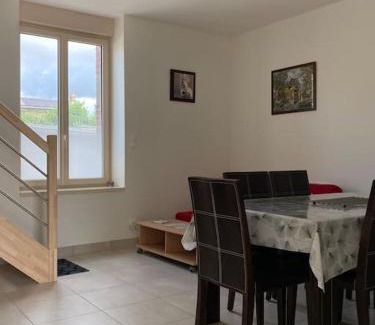 Saint-Malon-sur-Mel Apartamento | Appartement Broceliande