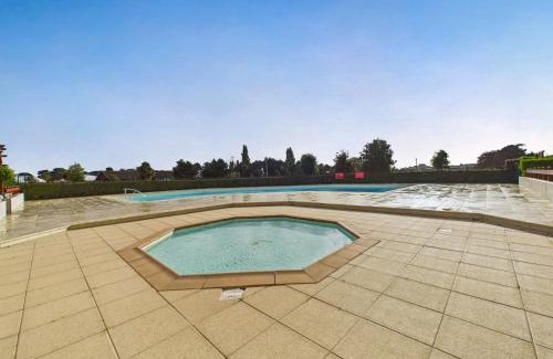 Guerande Apartamento | Appartement - balcon avec vue - piscine chauffée