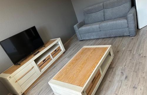 Saint-Antheme Apartamento | Appartement balcon
