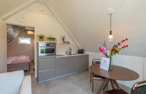 Kortgene Apartamento | Appartement 'Bed by Al' - Hoofdstraat 16 a | Kortgene