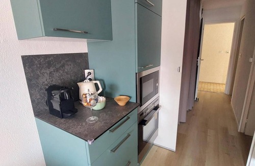 Les Sablettes Apartamento | Appartement Côte Varoise, Plage des Sablettes à 5min, Clim, Piscine en été