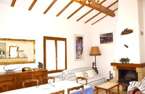 La Roche-sur-le-Buis Apartamento | Appartement chaleureux avec piscine à La Roche-sur-le-Buis - 90 m²