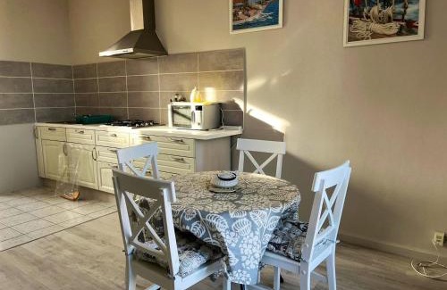 Saint-Quay-Portrieux Apartamento | Appartement convivial Saint-Quay-Portrieux 60 m² avec terrasse