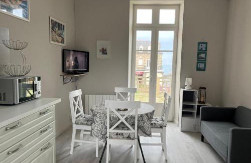 Saint-Quay-Portrieux Apartamento | Appartement convivial Saint-Quay-Portrieux 60 m² avec terrasse