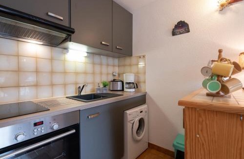 Saint-Lary-Soulan Apartamento | Appartement calme proche centre, parking et balcon, Saint-Lary - FR-1-296-194
