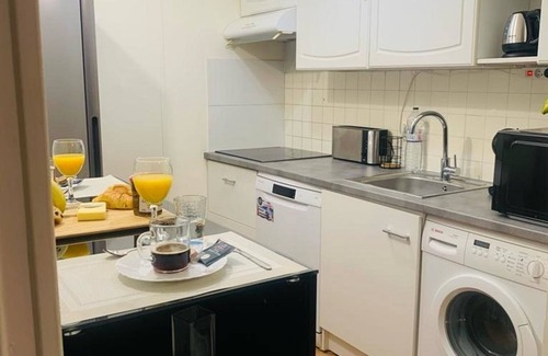 Faubourg de l'Arche Apartamento | Appartement Calme et Chaleureux Proche de Paris
