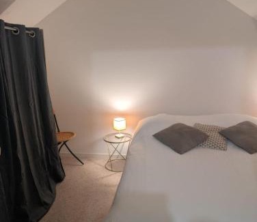 Remiremont Apartamento | Appartement calme hyper centre