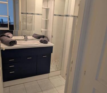 Remiremont Apartamento | Appartement calme hyper centre