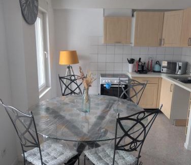 Remiremont Apartamento | Appartement calme hyper centre