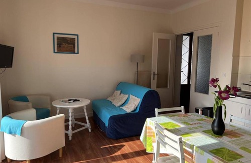 Cambo-les-Bains Apartamento | Appartement Cambo-les-Bains, 2 pièces, 2 personnes - FR-1-495-28